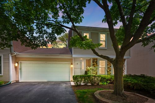 879 Burgess Cir, Buffalo Grove, IL, 60089-1202 | Card Image