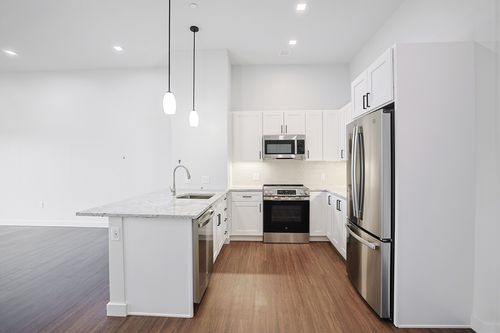 313-45 E Central St, Natick, MA, 01760-4660 | Card Image