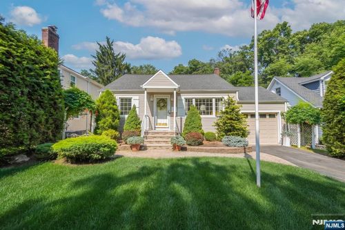 63 Hazel Avenue, Livingston, NJ, 07039 | Card Image