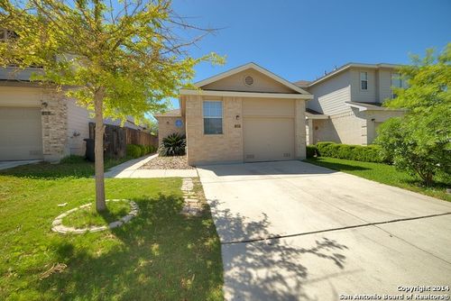 42 Coastal Ln, San Antonio, TX, 78240-2981 | Card Image