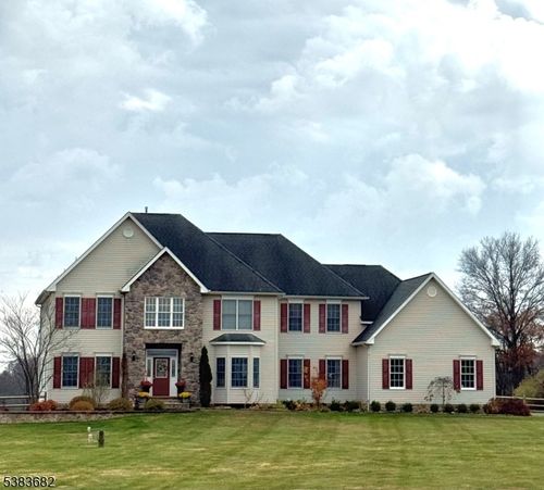 39 Sky Manor Rd, Pittstown, NJ, 08867-4066 | Card Image