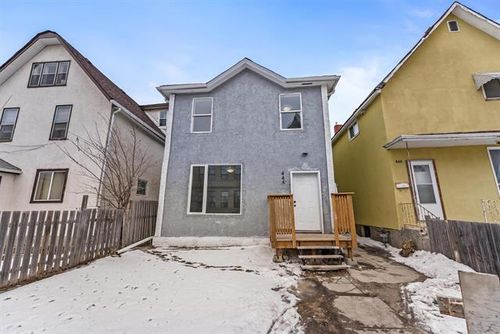 445 William Ave, Winnipeg, MB, R3A0J5 | Card Image