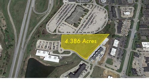 3750 Market Square Cir, Davenport, IA, 52807 | Card Image