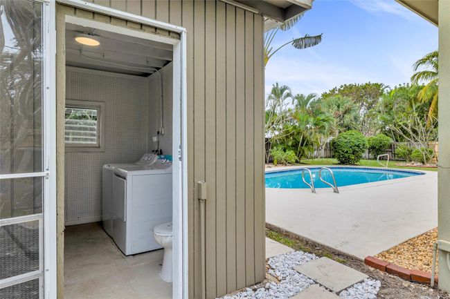 1800 Coral Gardens Dr, House other with 3 bedrooms, 2 bathrooms and null parking in Wilton Manors FL | Image 36