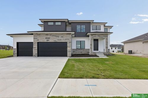 5719 N 199th St, Elkhorn, NE, 68022-5080 | Card Image