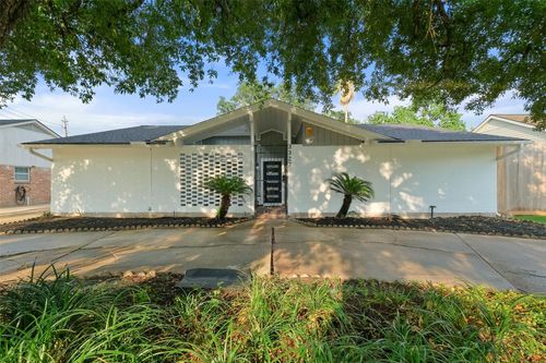 3327 Freshmeadows Dr, Houston, TX, 77063-6201 | Card Image