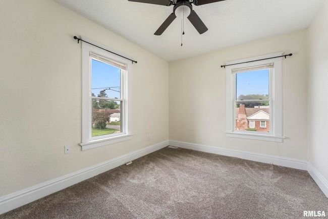 1647 37 Th St, House other with 3 bedrooms, 2 bathrooms and null parking in Rock Island IL | Image 22