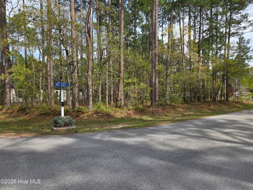 901 Bee Tree Ct, New Bern, NC, 28560-7190 | Card Image
