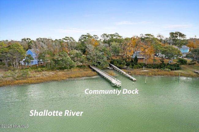 Community Dock | Image 13