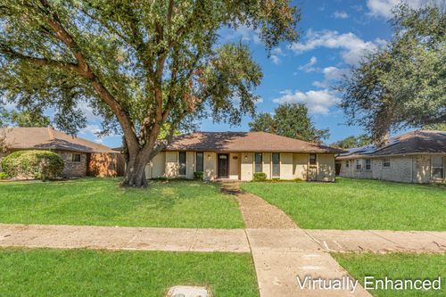 1109 Edgewood Dr, Richardson, TX, 75081-5812 | Card Image
