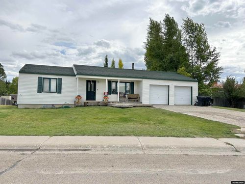 1002 Sorensen Dr, Kemmerer, WY, 83101-3440 | Card Image
