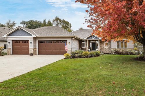 1766 Sterling Road, Waconia, MN, 55387 | Card Image