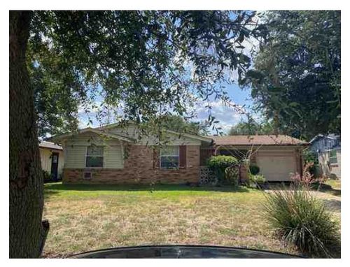 3617 Pleasant Run Rd, Irving, TX, 75062-3207 | Card Image