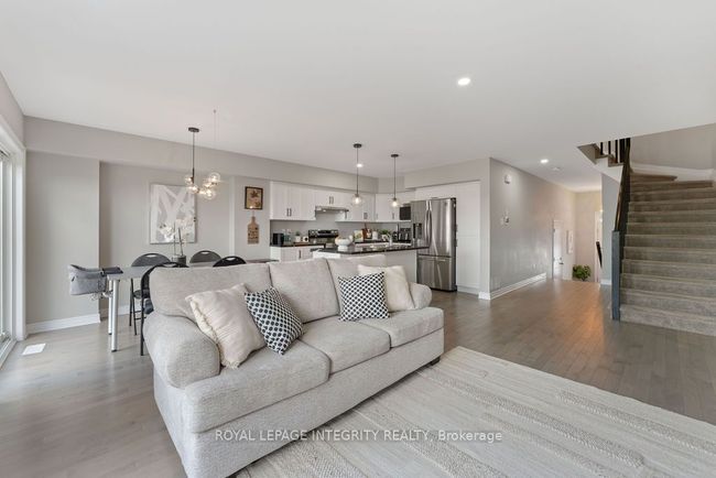 5 Mcphail Rd, House attached with 3 bedrooms, 3 bathrooms and 2 parking in Carleton Place ON | Image 7