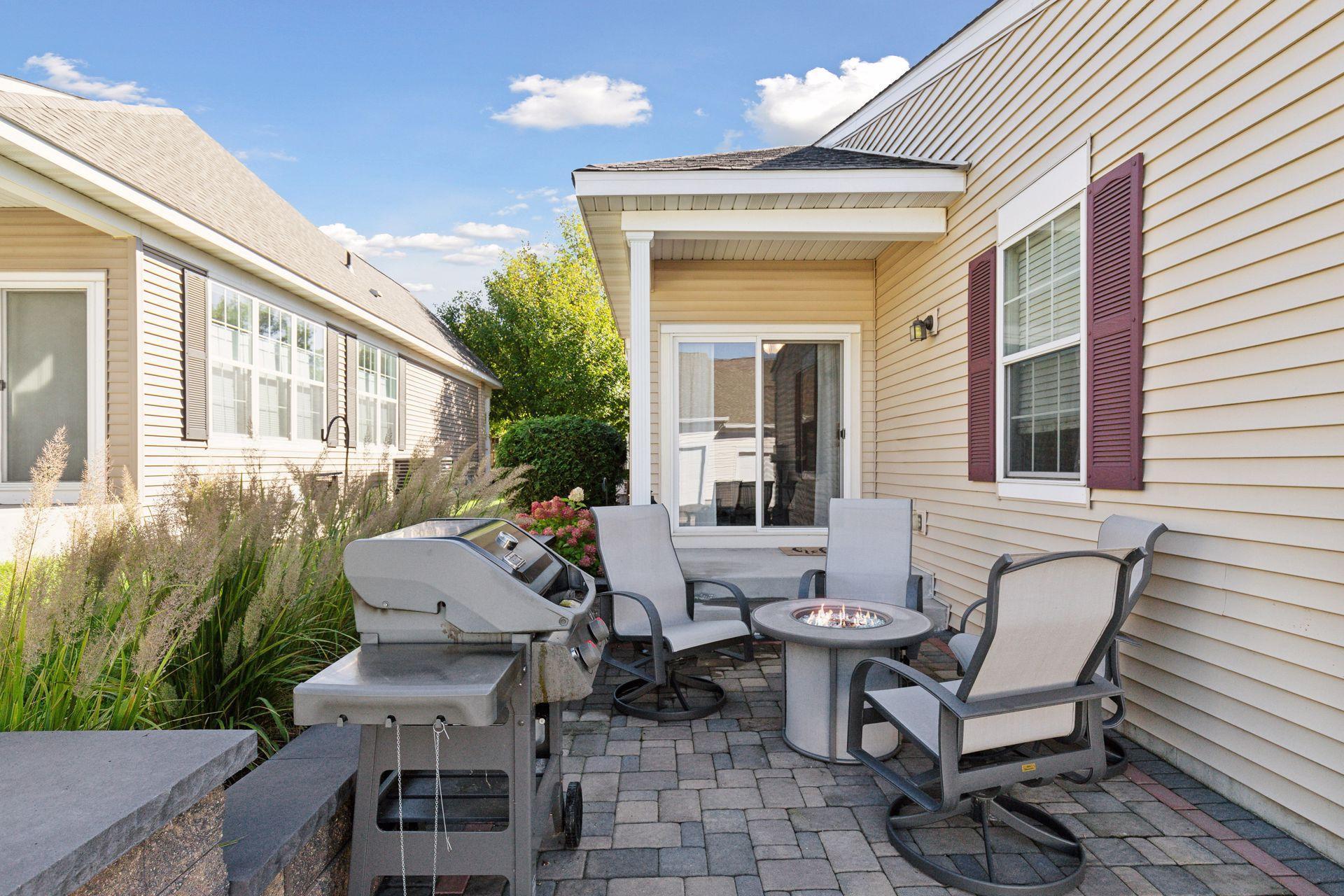 Picket Dr, Eden Prairie, MN 55347