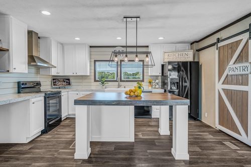 2747 Old Masonic Rd, Brenham, TX, 77833-8044 | Card Image