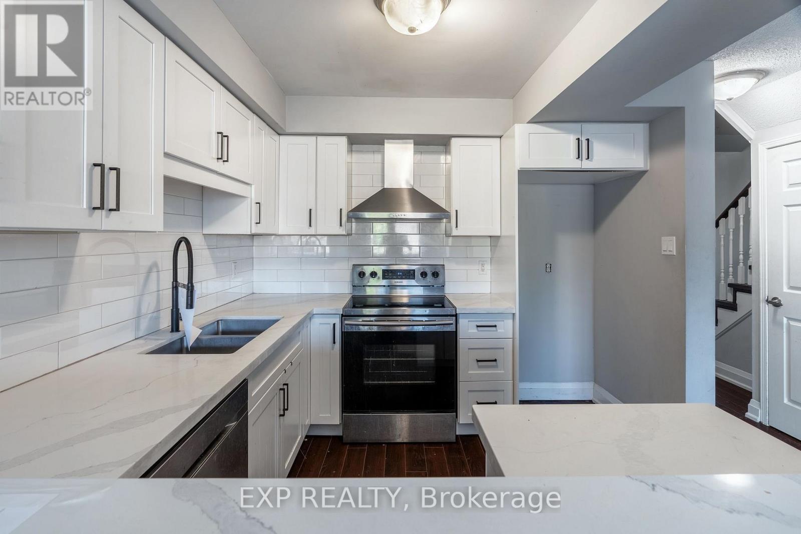 Residential in Brampton (Snelgrove)