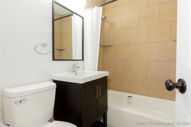 2020 N 14 Th St, House other with 3 bedrooms, 2 bathrooms and null parking in McAlester OK | Image 15