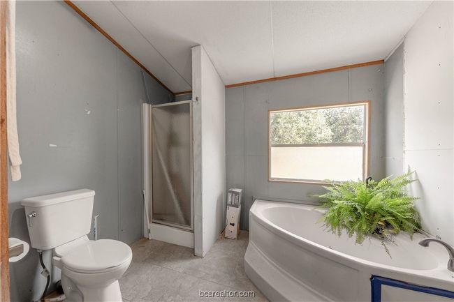 7465 River Oaks Dr, House other with 3 bedrooms, 2 bathrooms and null parking in Iola TX | Image 20
