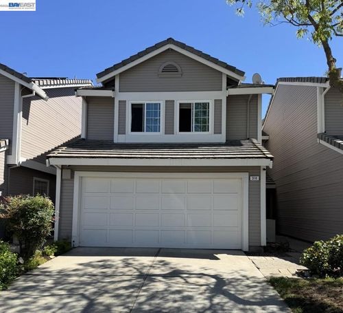 316 Heron Dr, Pittsburg, CA, 94565-1910 | Card Image