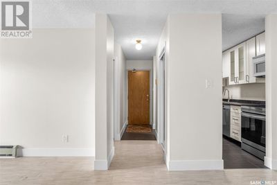 325 Kingsmere Blvd, Condo with 2 bedrooms, 1 bathrooms and null parking in Saskatoon SK | Image 3