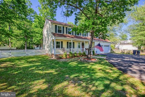 386 Ferry Rd, FREDERICKSBURG, VA, 22405-2877 | Card Image