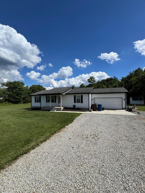 18750 Griffith Rd, Logan, OH, 43138-9745 | Card Image
