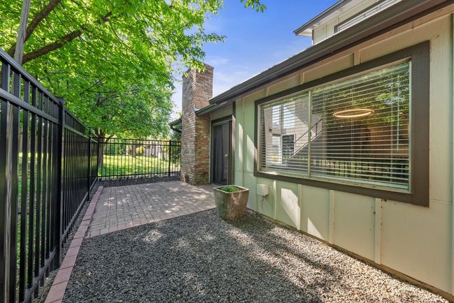 9433 Singing Quail Dr, Condo with 3 bedrooms, 2 bathrooms and 2 parking in Austin TX | Image 35