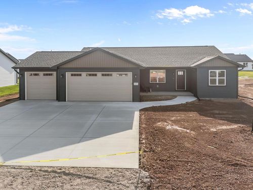 2051 Red Fox Lane, KAUKAUNA, WI, 54130 | Card Image