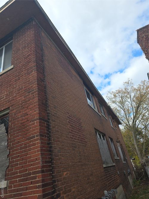 12637 Jane St, Detroit, MI, 48205-3961 | Card Image