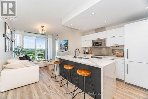 1612-88 Park Lawn Rd, Etobicoke, ON, M8Y0B5 | Card Image