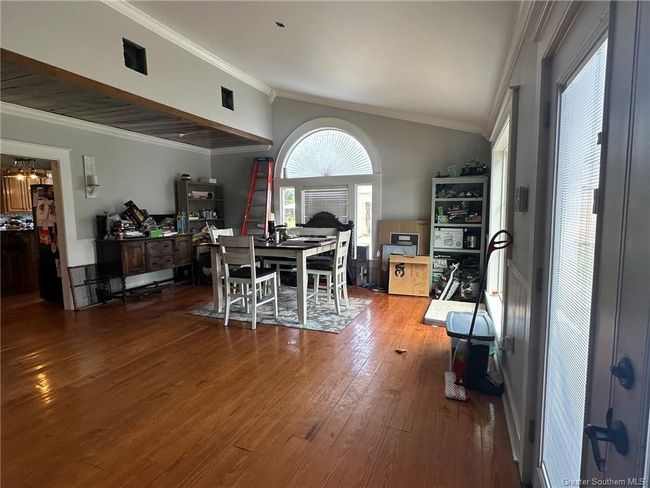 BREAKFAST AREA | Image 9