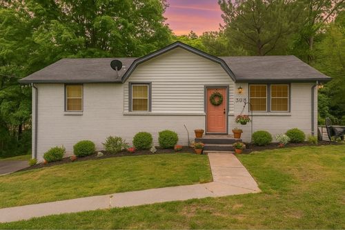 7205 Birchbark Dr, Fairview, TN, 37062-7308 | Card Image