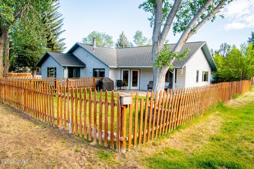 704 Bull Run, Eagle, CO, 81631-5370 | Card Image