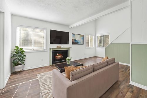 26604 Orchid Ct, Huntsville, TX, 77320 | Card Image