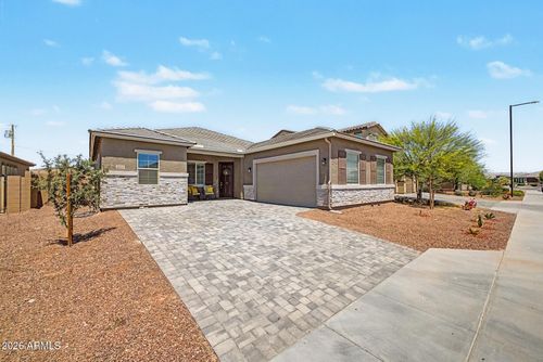 2334 N 195th Dr, Buckeye, AZ, 85396-5554 | Card Image