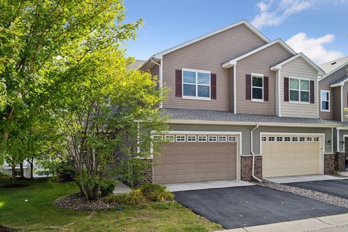 9523 Declaration Dr, Chanhassen, MN, 55317-4815 | Card Image