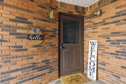 38604 Lanse Creuse Street, Harrison Charter Township, MI, 48045 | Card Image