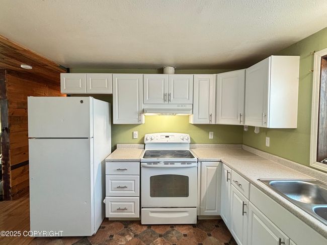 Kitchen | Image 9