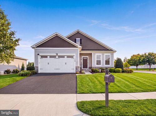 100 Blackford Dr, STEPHENSON, VA, 22656-1956 | Card Image