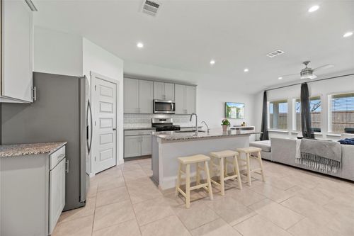 5010 Pine Haven Ln, Fresno, TX, 77545-0015 | Card Image