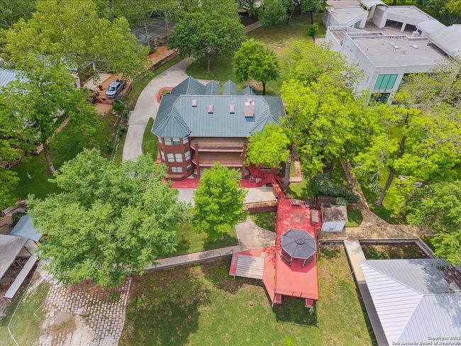 640 Woodlake Dr, House other with 5 bedrooms, 5 bathrooms and null parking in Mcqueeney TX | Image 42