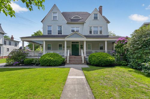 113, 117, 121, 123, 125,  Fire Island Ave./Hewlett Ct. Avenue, Babylon, NY, 11702 | Card Image