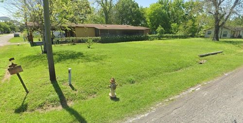 1416 Rugeley St, Bay City, TX, 77414-6553 | Card Image