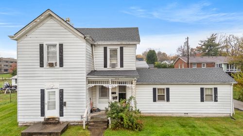 272 Douglas Ave, Versailles, KY, 40383-1778 | Card Image