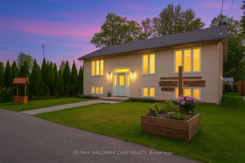 1115 Shore Acres Dr, Gilford, ON, L0L1R0 | Card Image