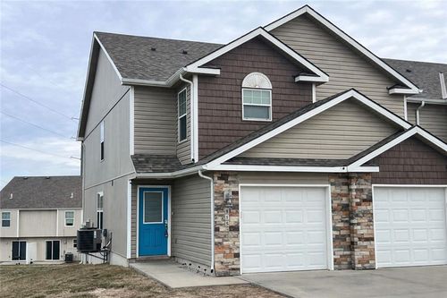 815 Raven Ct, Belton, MO, 64012-7819 | Card Image