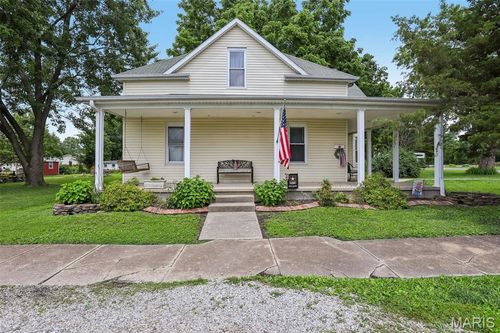 515 E 3rd North St, Mount Olive, IL, 62069-1327 | Card Image
