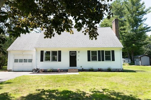 68 Hagan Ave, Westfield, MA, 01085-1040 | Card Image