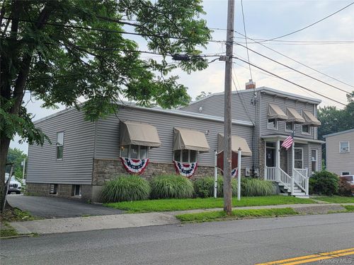 45 Quassaick Ave, New Windsor, NY, 12553-6713 | Card Image
